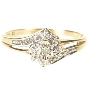 10k Yellow Gold Diamond inset cluster ring